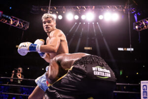 Amilcar Vidal Jr. vs. Dominicio Rondon in Uruguay â€“ World Boxing Association