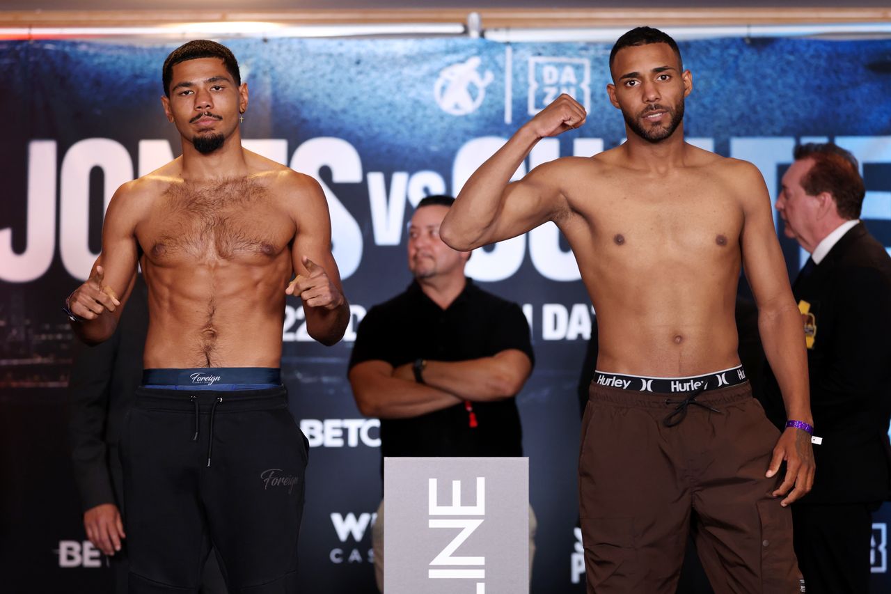 Darius Fulghum and Yoanki Urrutia pose on the scales ahead of their super middleweight fight in San Jose.