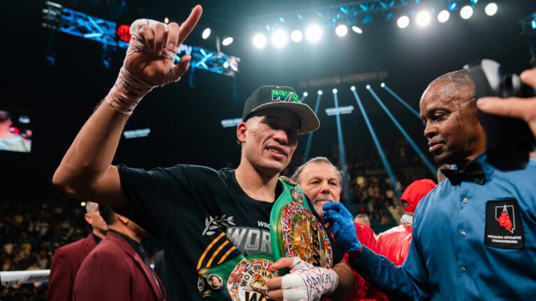 David Benavidez Overcomes Caleb Plant In A Thriller