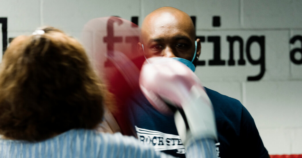 For Some Parkinsonâ€™s Patients, Boxing Can Be Therapy