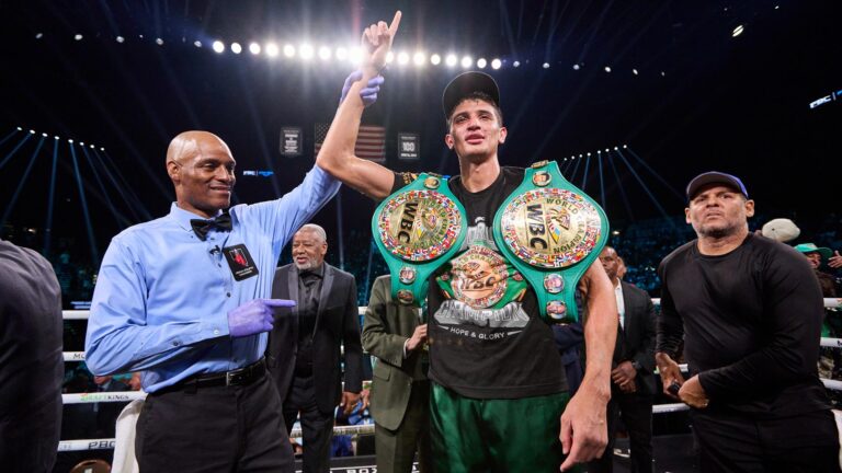 Fundora Dominates Tszyu In Tremendous Performance