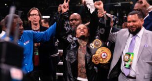 Davis Stops Garcia in Battle of Unbeaten Champions