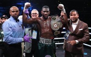 HernÃ¡ndez Dominates Davis, Retains WBA Continental Latin America Title â€“ World Boxing Association