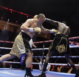 Queensberry defeated Matchroom in 5vs5 â€“ World Boxing Association