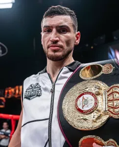 Khariton Agrba Edges Zaur Abdullaev to Capture WBA Interim Super Lightweight Title – World Boxing Association