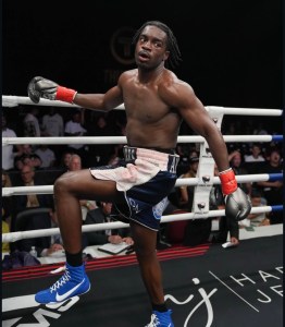 Arnold III Puts His Unbeaten Record on the Line Against â€œManzanaâ€ FarÃ­as â€“ World Boxing Association