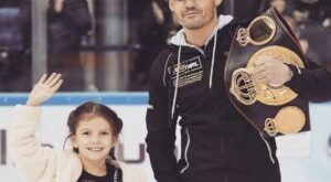 Leigh Wood honored by Nottingham Panthers – World Boxing Association