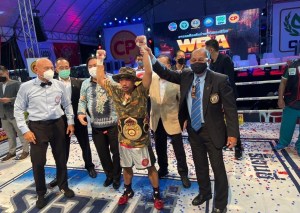Niyomtrong dominated Moonsri and continues as WBA champion â€“ World Boxing Association