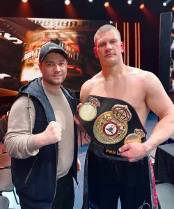 Suslenkov Overpowers Mann, Claims WBA Continental Heavyweight Title – World Boxing Association