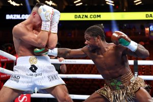 Austin Williams won the WBA-International belt over Conway in Las VegasÂ  â€“ World Boxing Association