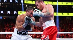 Jesús Cova’s view: “Canelo” won unconvincingly