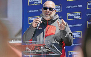 Squirrelsâ€™ Lou DiBella, after boxing fling, reconnected with first love, baseball