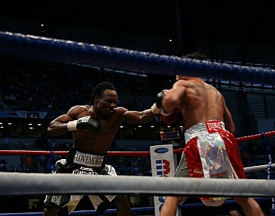 Malignaggi Ndou McCormick151 Ringside Boxing Report: Malignaggi v N’Dou II