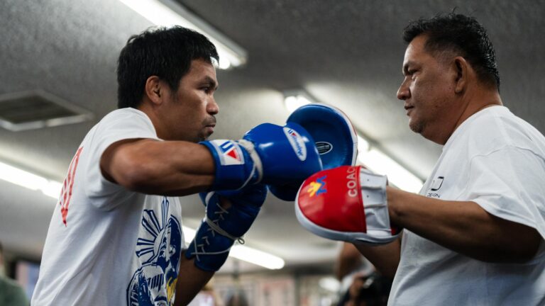 Manny Pacquiao Wows At Media Workout