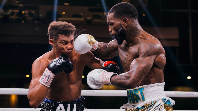 Frank Martin Dominates Michel Rivera in Impressive Performance