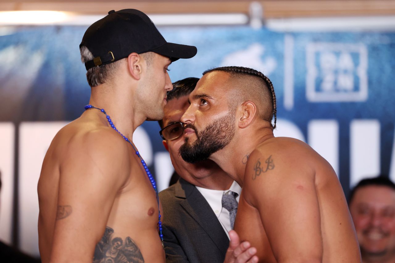 Robin Sirwan Safar and Yamil Alberto Peralta pose during the official weigh-in ahead of their WBC Silver cruiserweight title fight.