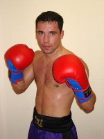  Aaron Thomas Stoke Aaron Thomas son of Former Stoke City Favourite to Make Debut on Impact Boxing Bill