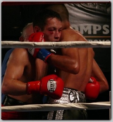 Burgos4 Ringside Boxing Report: Juan Carlos Burgos vs. Vyacheslav Gusev