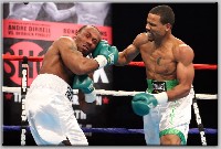  Dirrell vs Findley fight1 Showtime Boxing: Dirrell, Yorgey Win On ShoBox