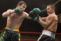  Duddy bonsante1 Boxing Irishman John Duddy Belts Out A Win Against Anthony Bonsante 