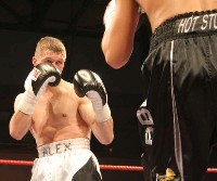  Gary Woolcombe Alex Stoda2 Ringside Boxing Report: Undercard of Johanneson   Fehintola