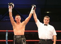  Gary Woolcombe Alex Stoda4 Ringside Boxing Report: Undercard of Johanneson   Fehintola