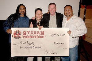 IsraelVasquezSycuan1 Sycuan Boxing Honors World Champion Israel Vazquez In San Diego