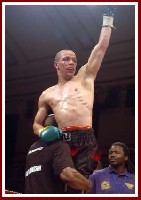  Johenneson v Corcharon3 Johanneson Wins British Boxing Title In London