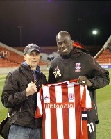  Lawton Sidibe a Scott Lawton Receives Stoke City FC Backing Over Amir Khan Fight