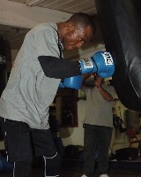  ManfredovsSakioBika21 Boxing Workout: Peter Manfredo   Sakio Bika