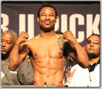  MayweatherMosleyWeighIn21 Boxing Weights: Sugar Shane Mosley vs. Floyd Mayweather Jr