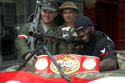  SteveSoldiers1 IBF Boxing Champ Steve ‘USS’ Cunningham To Guest At NYC Veterans Day Parade