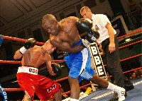  Ted Bami Guiseppe Lauri1 Ringside Boxing Report: Ted Bami   Guiseppe Lauri