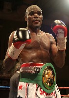  Thompson Vuma10 Ringside Boxing Report: Vincent Vuma   Mark Thompson