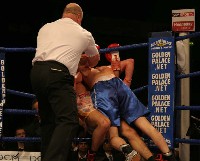  froch reid20 Boxing Round By Round: Carl Froch vs. Robin Reid