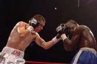  john murray fight1 Ringside Boxing Report: Junior Witter   DeMarcus Corley