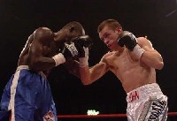  john murray fight2 Ringside Boxing Report: Junior Witter   DeMarcus Corley