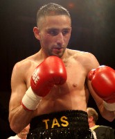  undercardboxing11 Ringside Boxing Report: Vincent Vuma   Mark Thompson