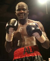  undercardboxing8 Ringside Boxing Report: Vincent Vuma   Mark Thompson