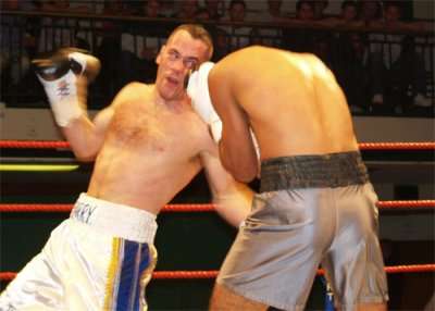 boxing york halls1 Ringside Boxing Report: Ted Bami   Guiseppe Lauri