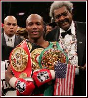 thumb judah king Judah Overcomes Spinks and 22,000 to Unify Welterweight Belts. 